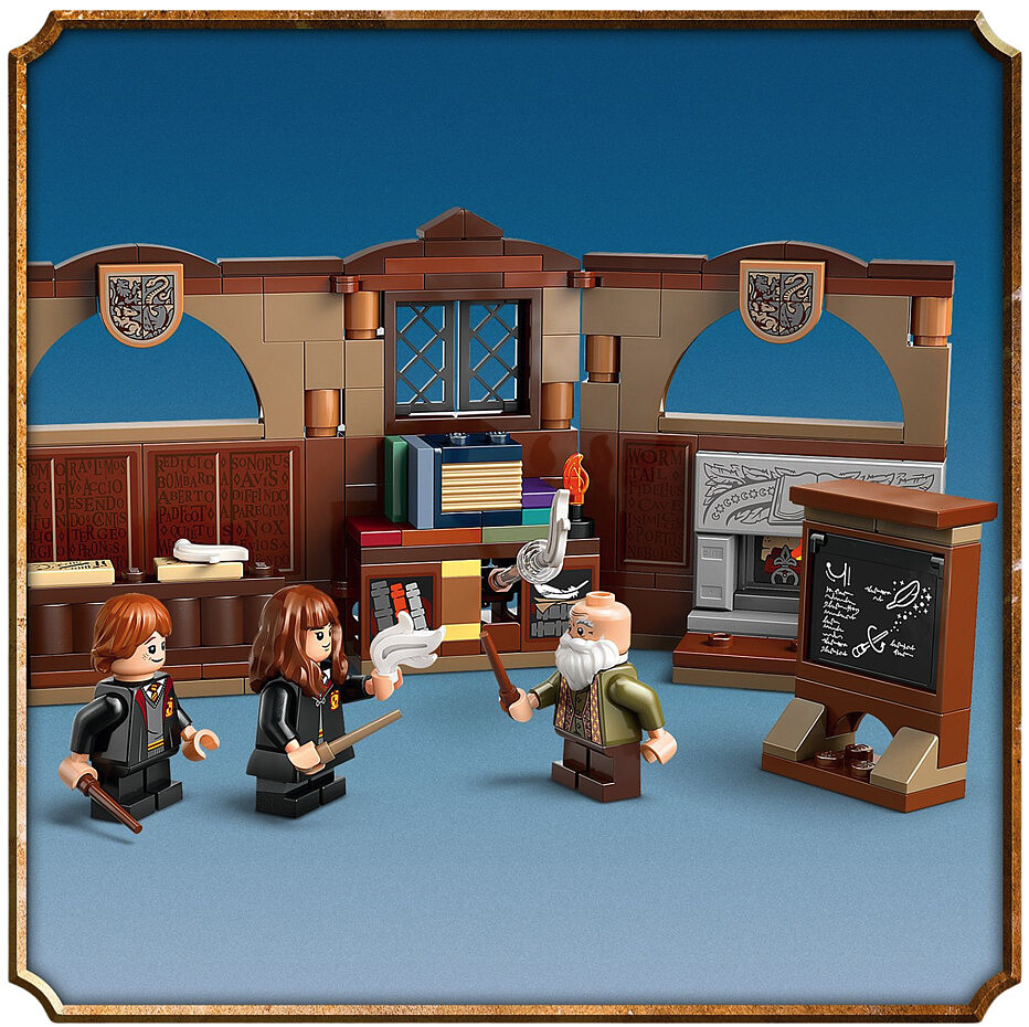 klocki-lego-harry-potter-zamek-hogwart-zajecia-z-zaklec-i-urokow-76442-zestaw.jpg