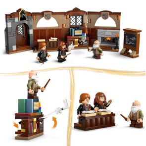 klocki-lego-harry-potter-zamek-hogwart-zajecia-z-zaklec-i-urokow-76442-zabawaki.jpg