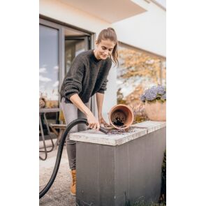 odkurzacz-uniwersalny-karcher-kwd-2-v-19-4-18-1.628-428.0-do-ogrodu-2.jpg