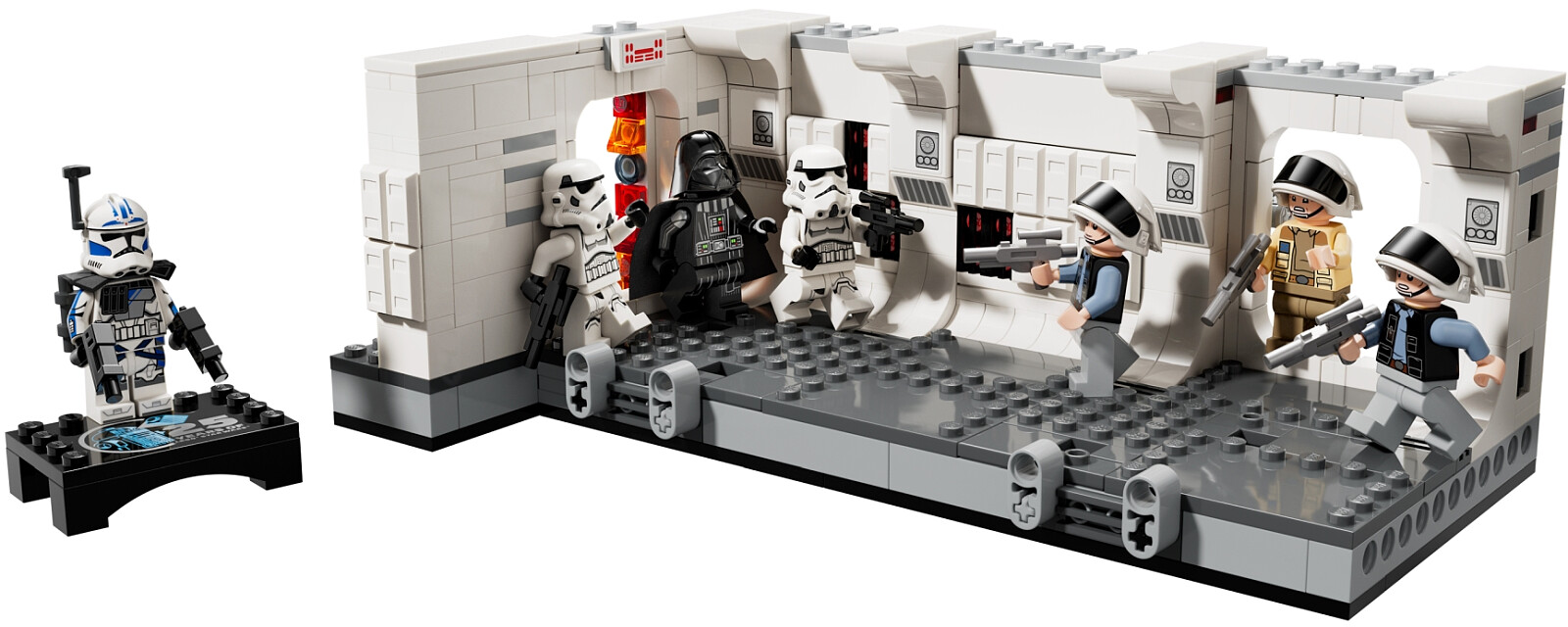 klocki-lego-star-wars-wejscie-na-poklad-statku-kosmicznego-tantive-iv-75387-9.jpg