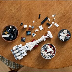 klocki-lego-star-wars-tantive-iv%20-2.jpg