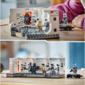 klocki-lego-star-wars-wejscie-na-poklad-statku-kosmicznego-tantive-iv-75387-8.jpg