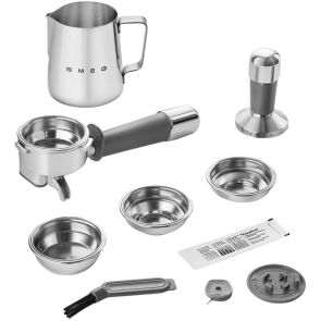 ekspres-kolbowy-smeg-egf03wheu-akcesoria.jpg