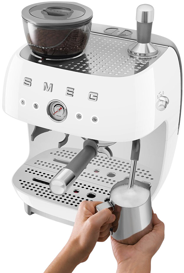 ekspres-kolbowy-smeg-egf03wheu-spieniacz%20%282%29.jpg