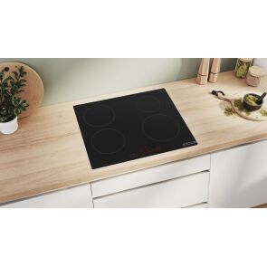 plyta-indukcyjna-bosch-serie-6-pie61rhb1e-w-kuchni.jpg
