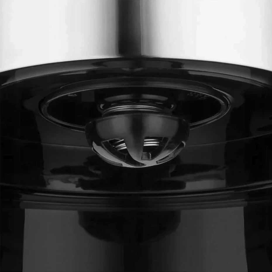 ekspres-przelewowy-russell-hobbs-24033-56-kremowy-wnetrze.webp