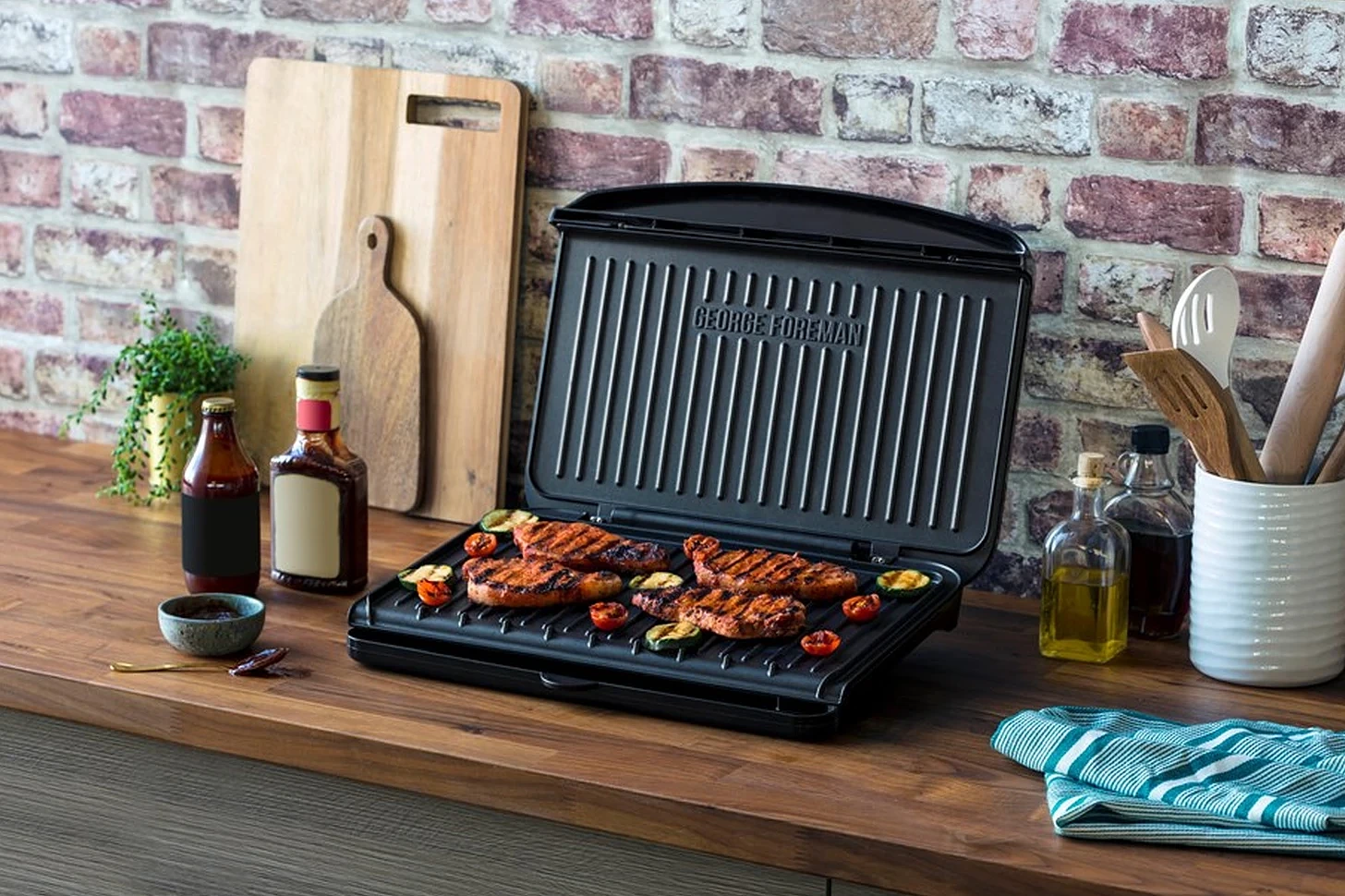 grill-elektryczny-george-foreman-25820-56-9.webp