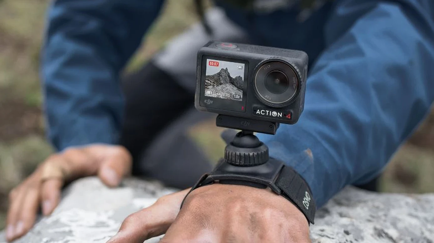 kamera-sportowa-dji-osmo-action-4-adventure-combo-7.webp