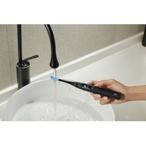 szczoteczka-soniczna-oclean-x-ultra-czarna-prezentacja-12.jpg