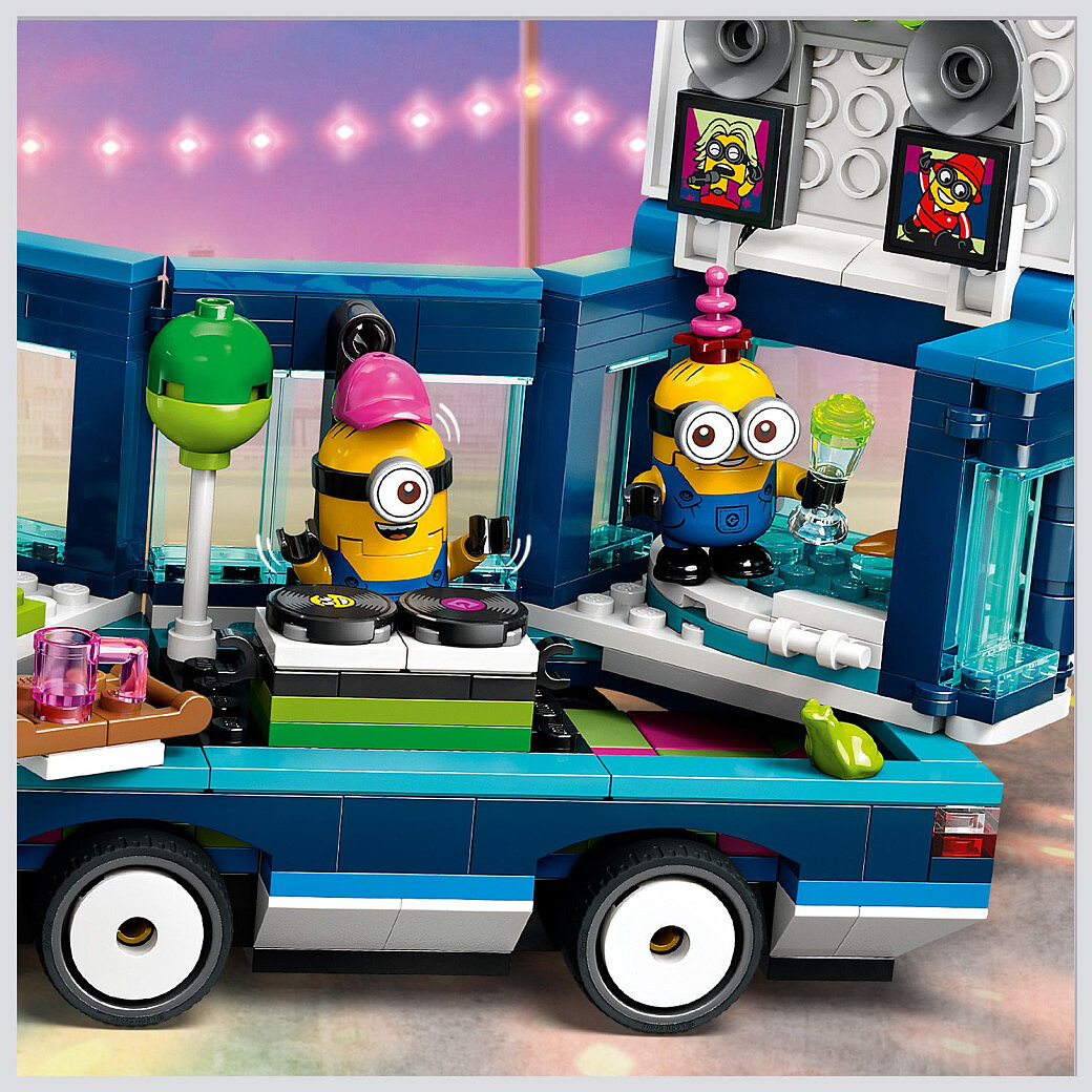 klocki-lego-minionki-imprezowy-autobus-75581-zabawa-klockami.jpg