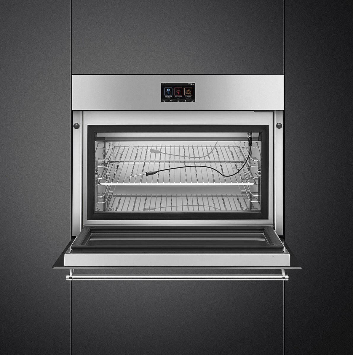 schladzarka-szokowa-smeg-classica-sbc4304x-2.jpg