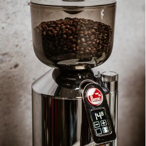 mlynek-do-kawy-la-pavoni-lpggri01eu-8.jpg
