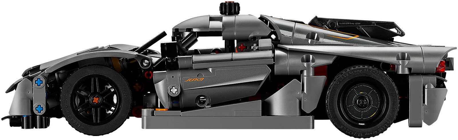 klocki-lego-klocki-lego-technic-szary-hipersamochod-koenigsegg-jesko-absolut-42173-10.jpg