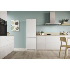 lodowka-candy-city-combi-ct3l517ew-w-kuchni.jpg