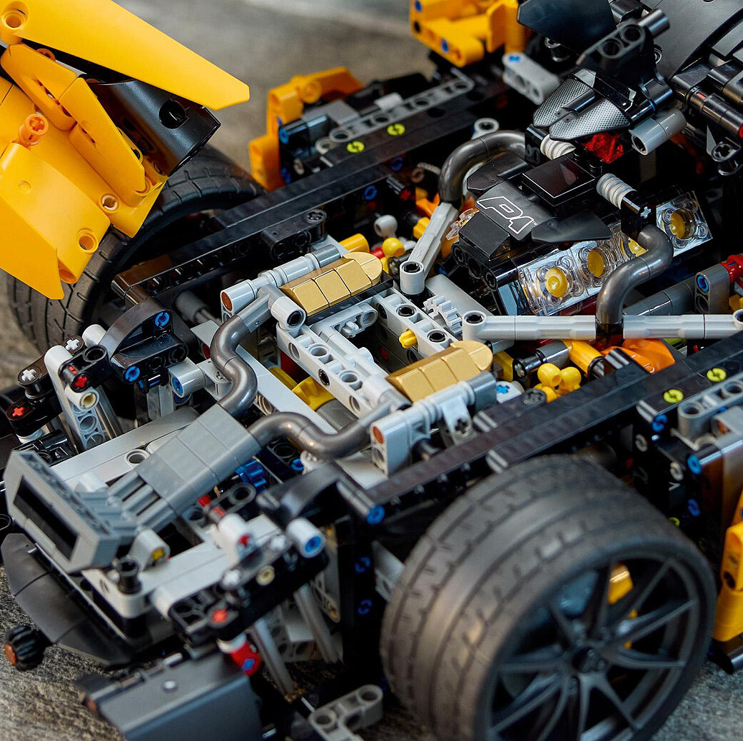klocki-lego-technic-mclaren-p1-42172-9.jpg