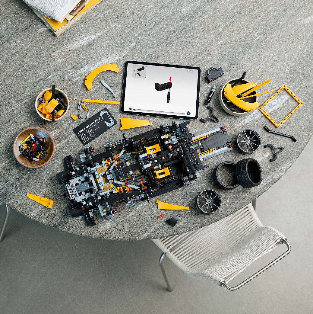 klocki-lego-technic-mclaren-p1-42172-7.jpg