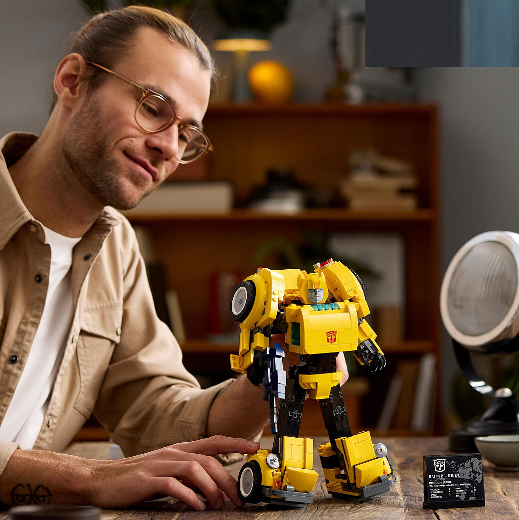 klocki-lego-icons-bumblebee-10338-5.jpg