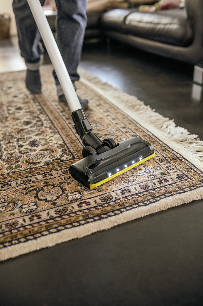 odkurzacz-pionowy-karcher-vc-6-cordless-ourfamily-1.198-677.0-1.jpg