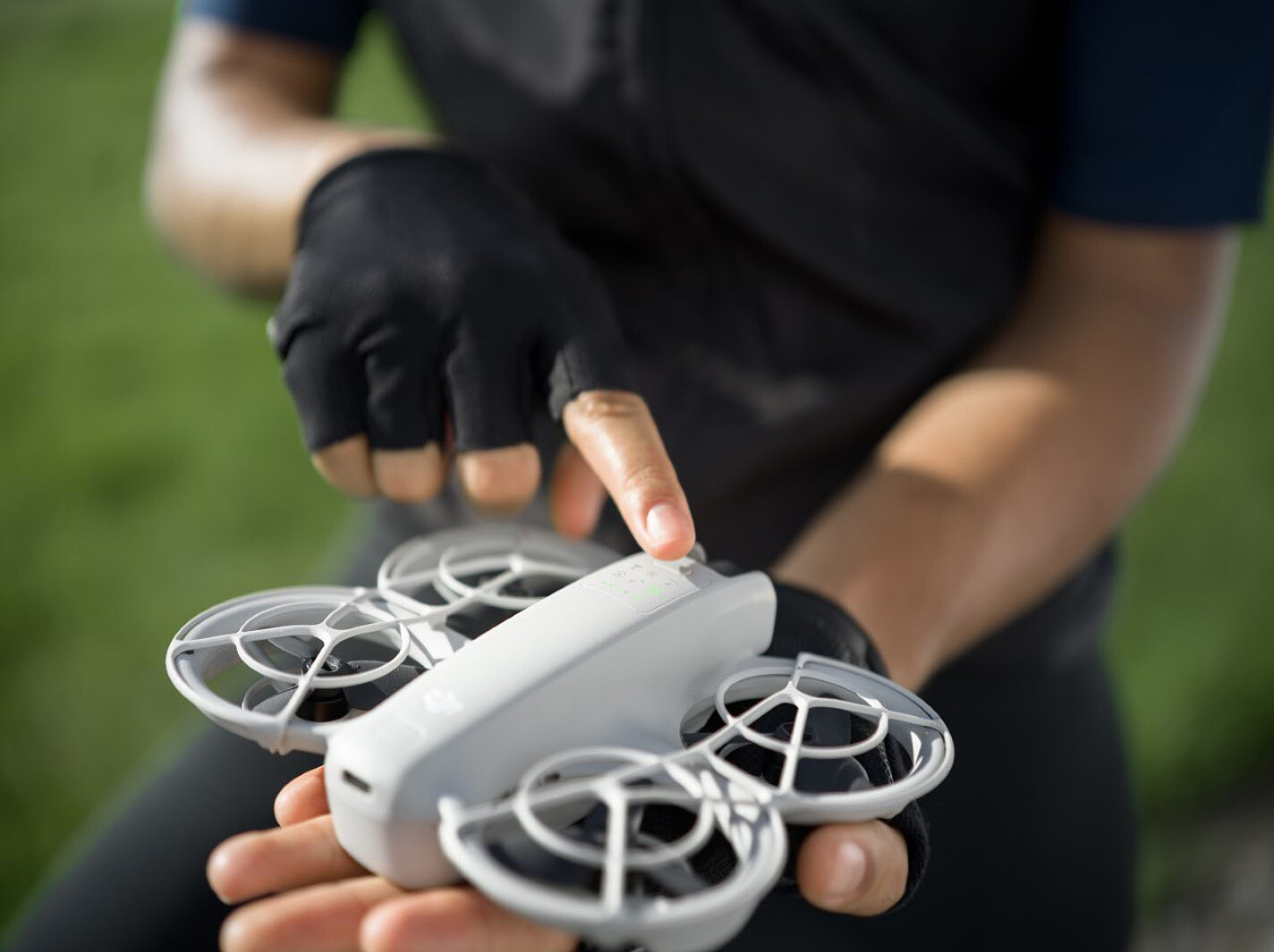 dron-dji-neo-10.jpg