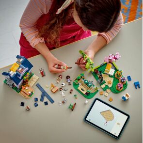 klocki-lego-friends-dom-pszczelarzy-i-kwiatowy-ogrod-42669-ukladanie.jpg