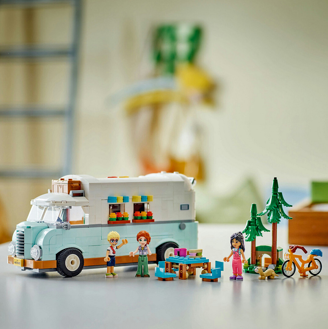 klocki-lego-friends-przygoda-w-kamperze-przyjaciol-42663-na-polce.jpg