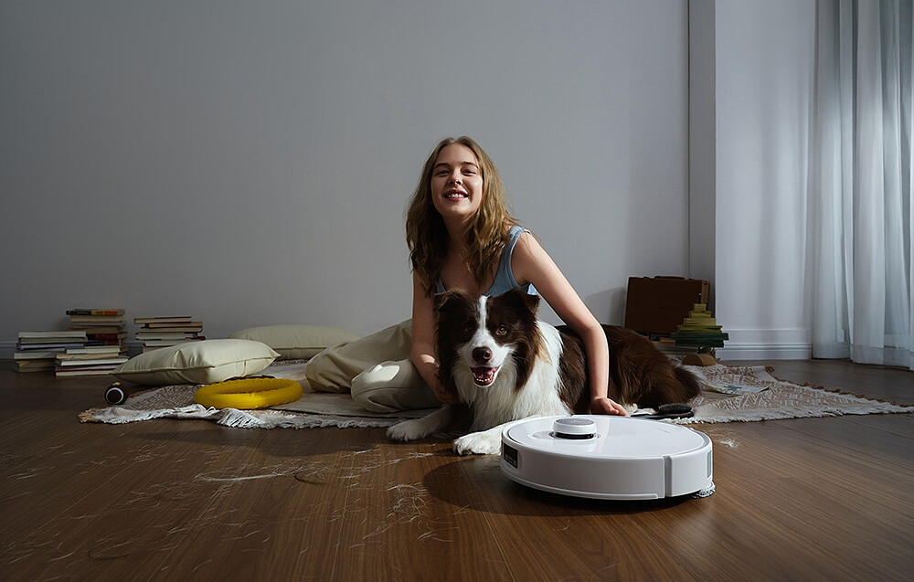 robot-sprzatajacy-roborock-qrevo-curv-bialy-prezentacja-6.jpg