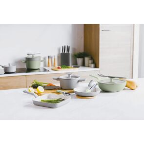 patelnia-grillowa-berghoff-leo-balance-moonmist-28-cm-kuchnia.jpg
