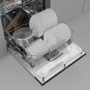 zmywarka-gorenje-gv673c65-naczynia-w-dolnym-koszu.jpg