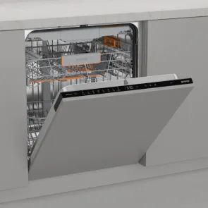 zmywarka-gorenje-gv673c65-od-lewej-uchylona.jpg