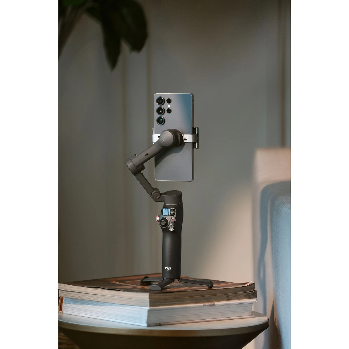 gimbal-dji-osmo-mobile-8%20%287%29.jpg