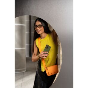 smartfon-motorola-edge%2070-pantone-brozne-green%20%2822%29.jpg