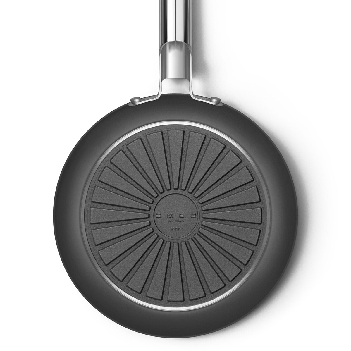 patelnia-smeg-fpf2002blm-20cm-czarny-mat-spod.jpg