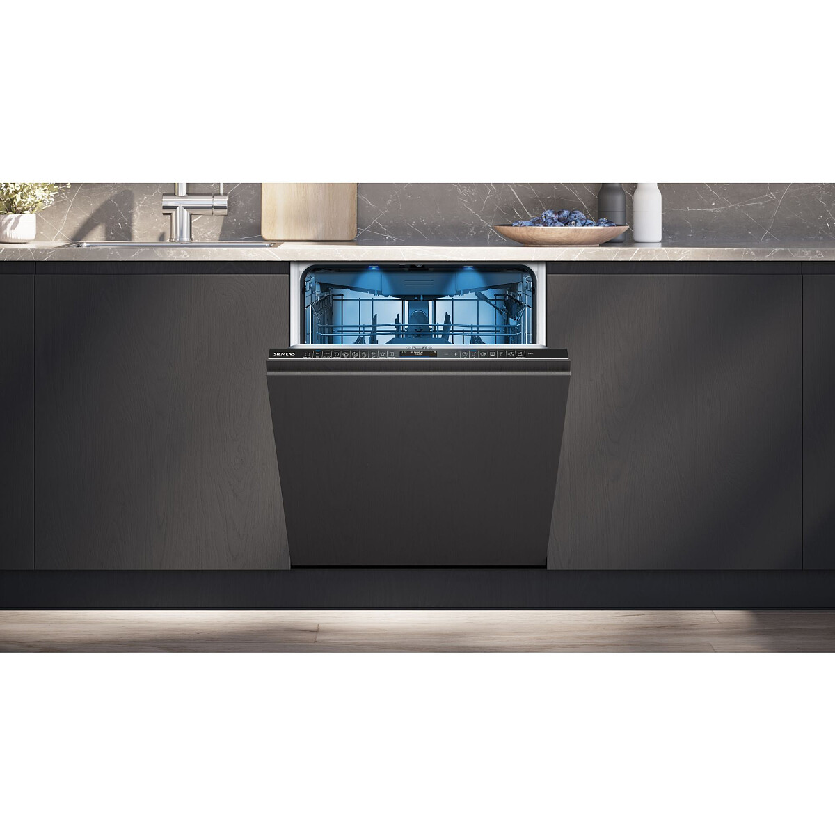 zmywarka-siemens-iq700-sn97tx02ce-w-zabudowie-uchylona.jpg