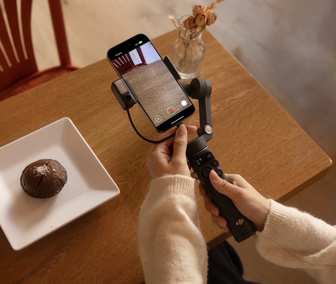 gimbal-dji-osmo-mobile-7p%20%283%29.jpg