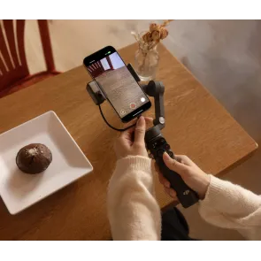 gimbal-dji-osmo-mobile-7p%20%283%29.jpg