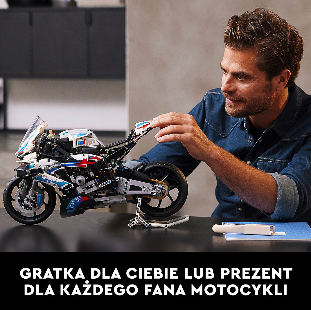 locki-lego-technic-bmwm-1000-rr-42130-budowanie.jpg