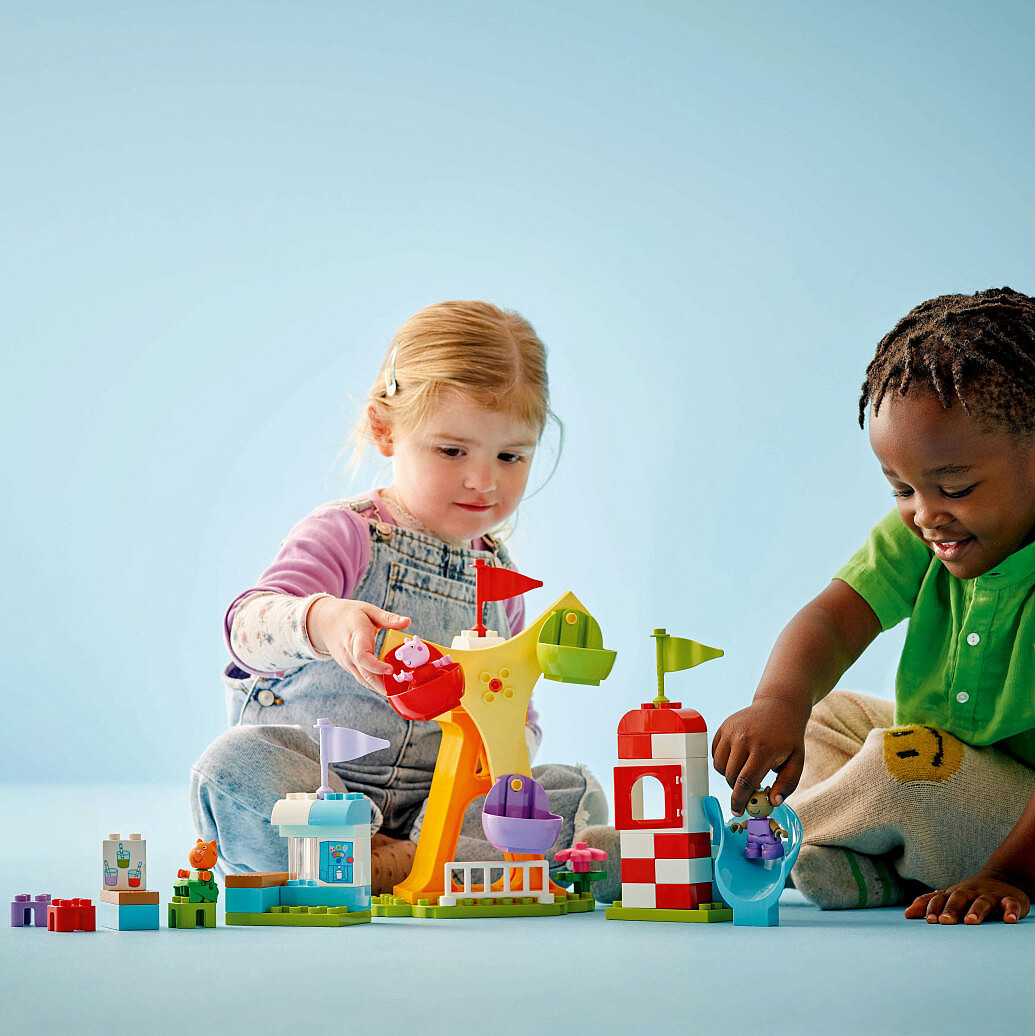 klocki-lego-duplo-peppa-pig-wesole-miasteczk-10453-11.jpg