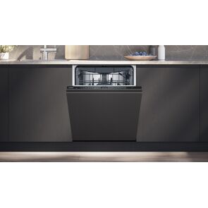 zmywarka-siemens-iq500-sn85ex13ce-aranzacja-uchylone-drzwi.jpg