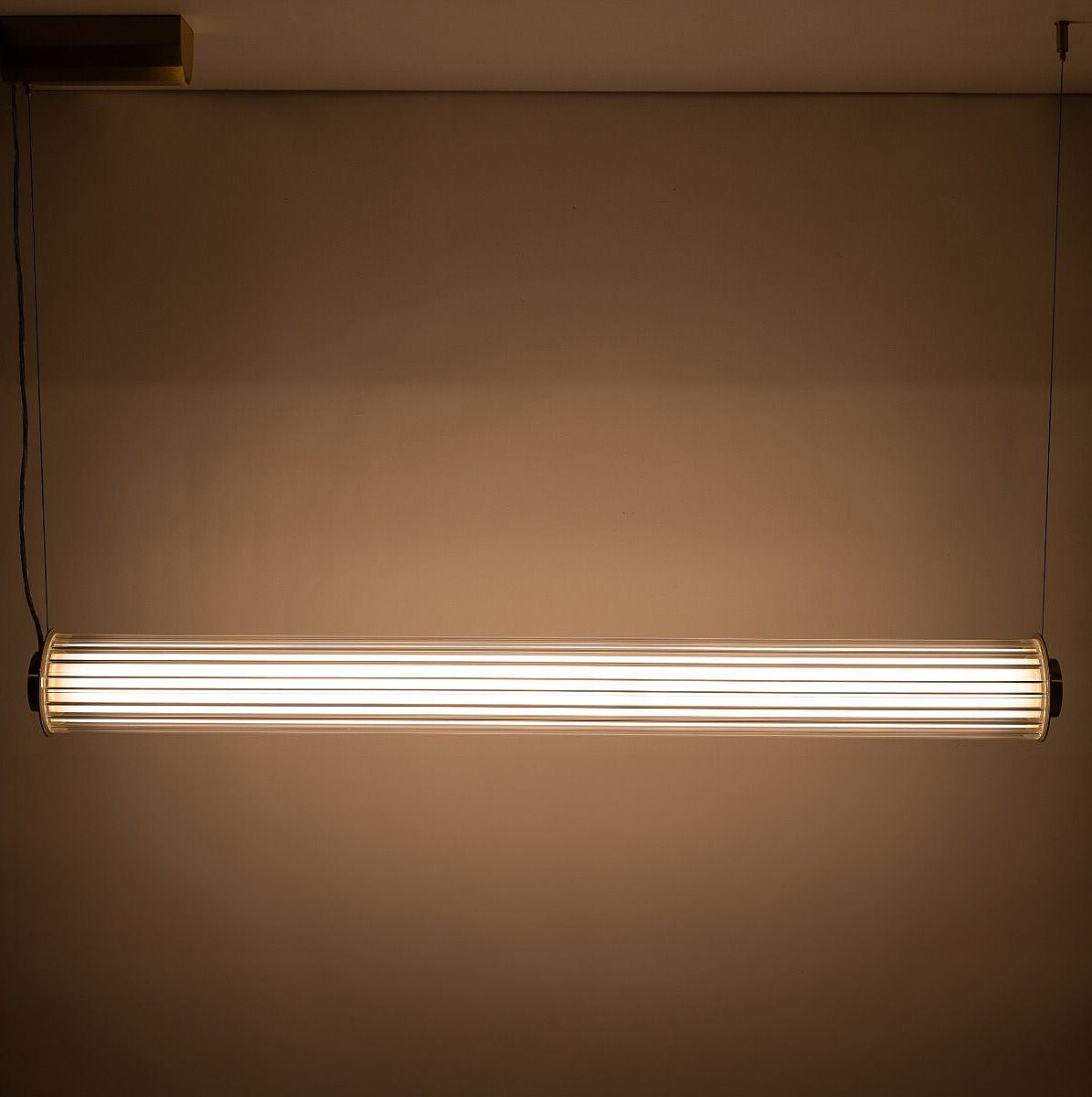 lampa-wiszaca-zuma-line-como-1232-mosiadz-9.jpg