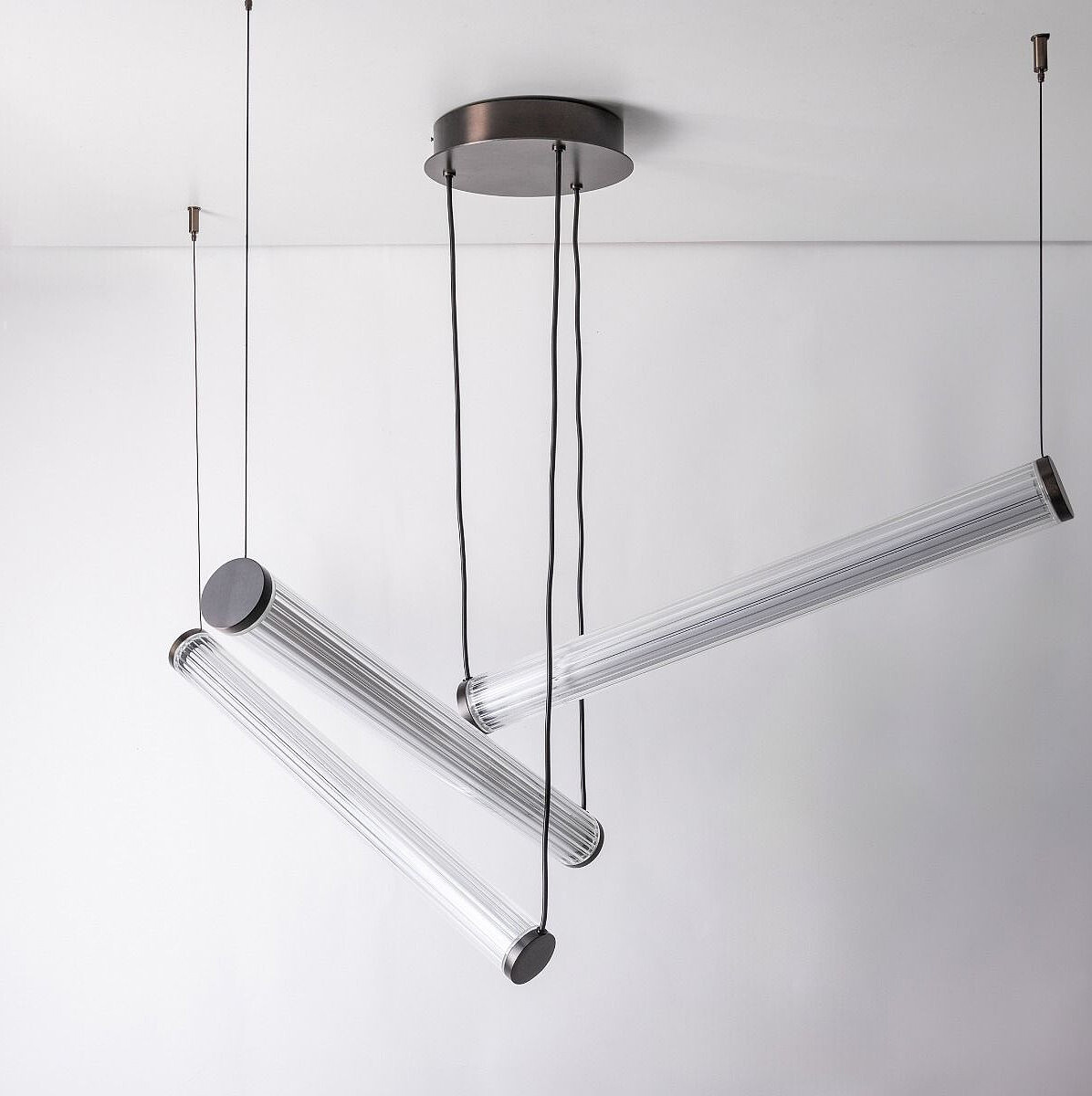 lampa-wiszaca-zuma-line-como-1238-tytan-aranzacja-1.jpg