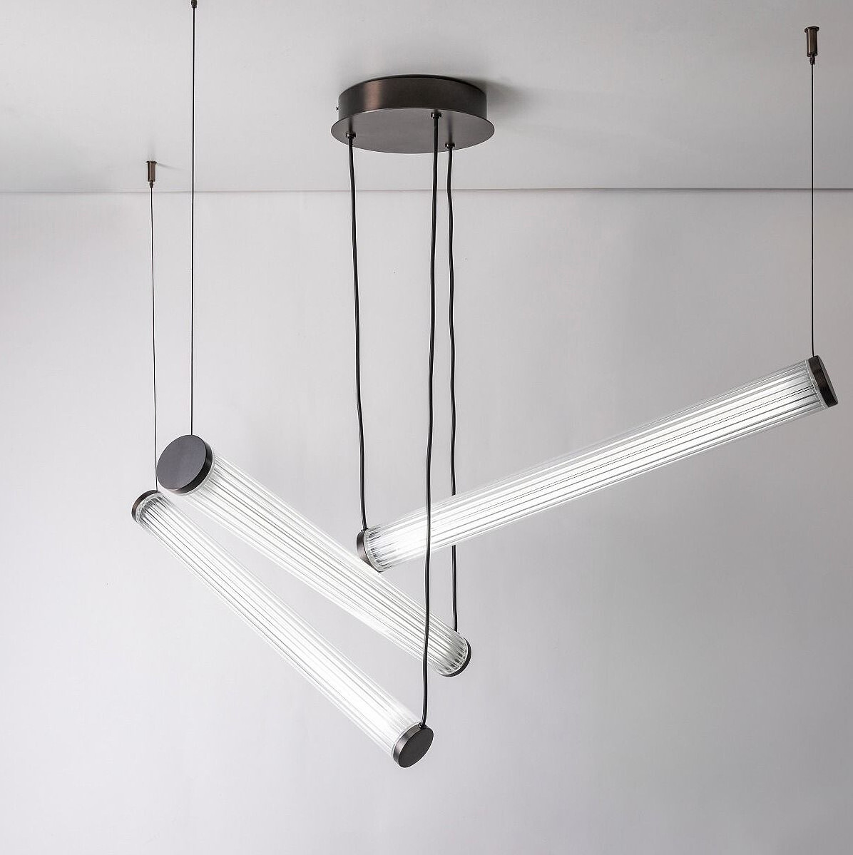 lampa-wiszaca-zuma-line-como-1238-tytan-aranzacja-2.jpg