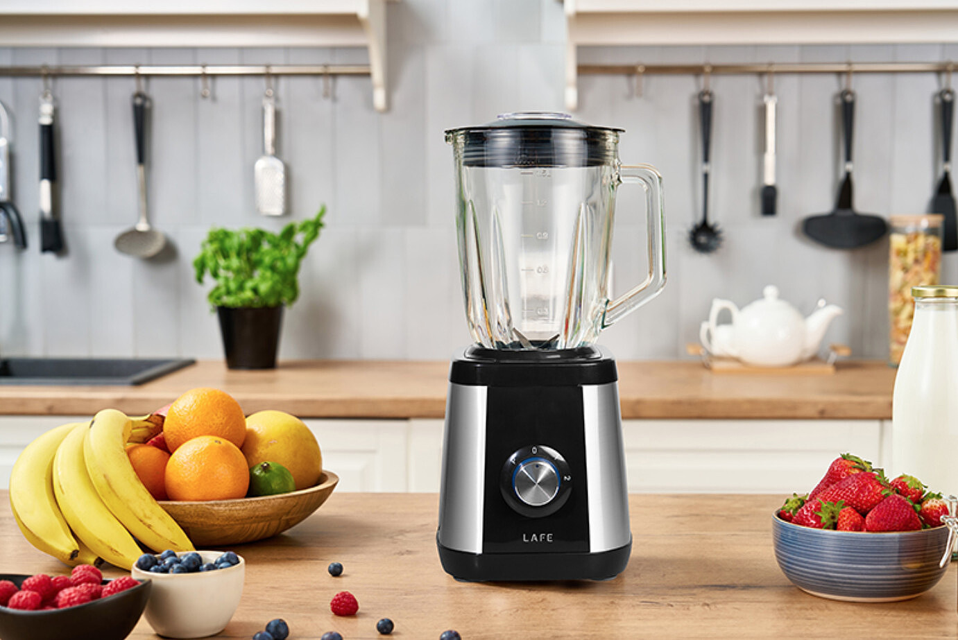 blender-kielichowy-lafe-power-mix-aranzacja.jpg