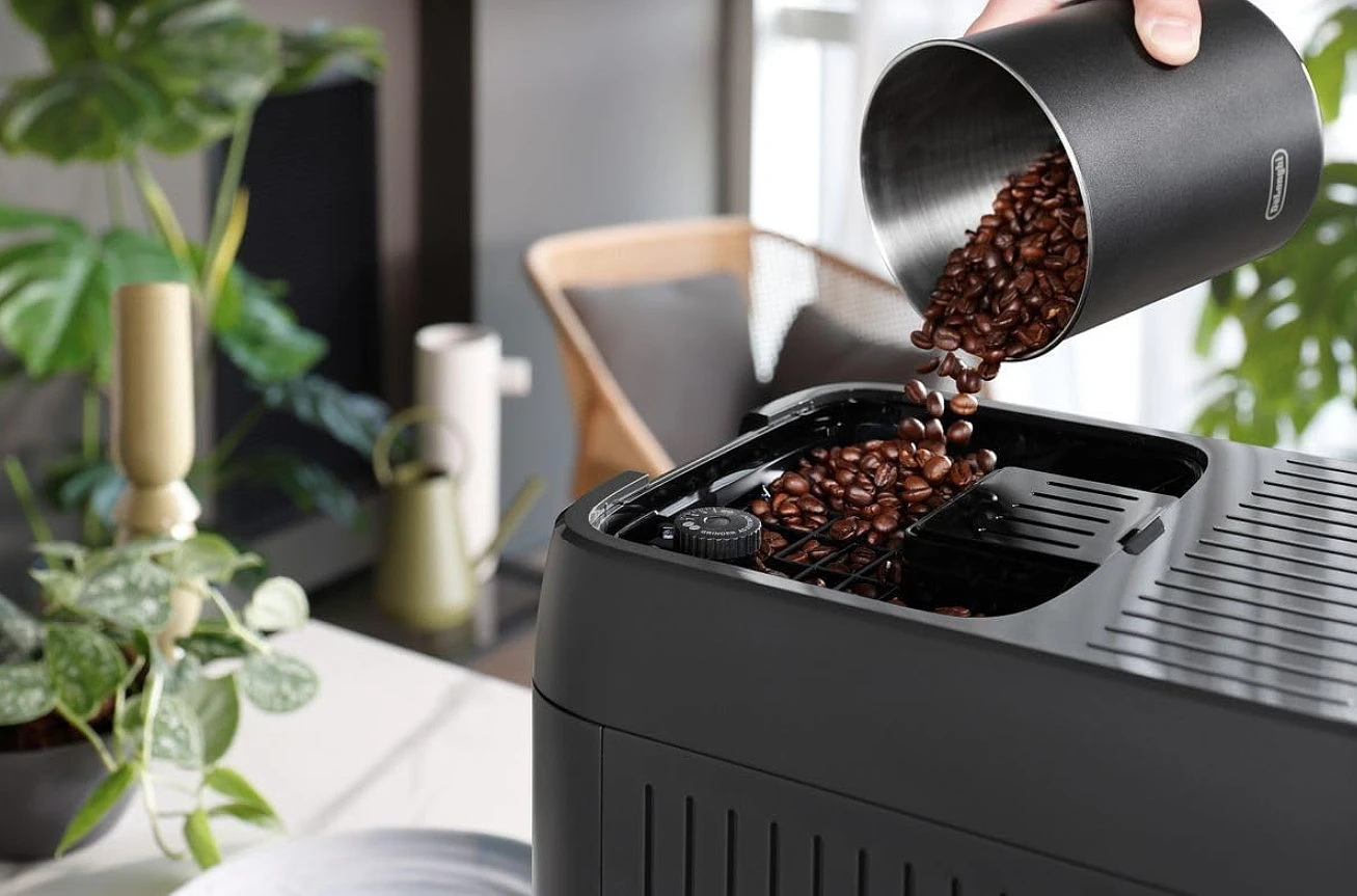 ekspres-cisnieniowy-delonghi-magnifica-plus-ecam320.61.gpojemnik.jpg