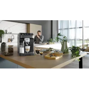 ekspres-cisnieniowy-delonghi-magnifica-plus-ecam320.61.g-aranzacja.jpg