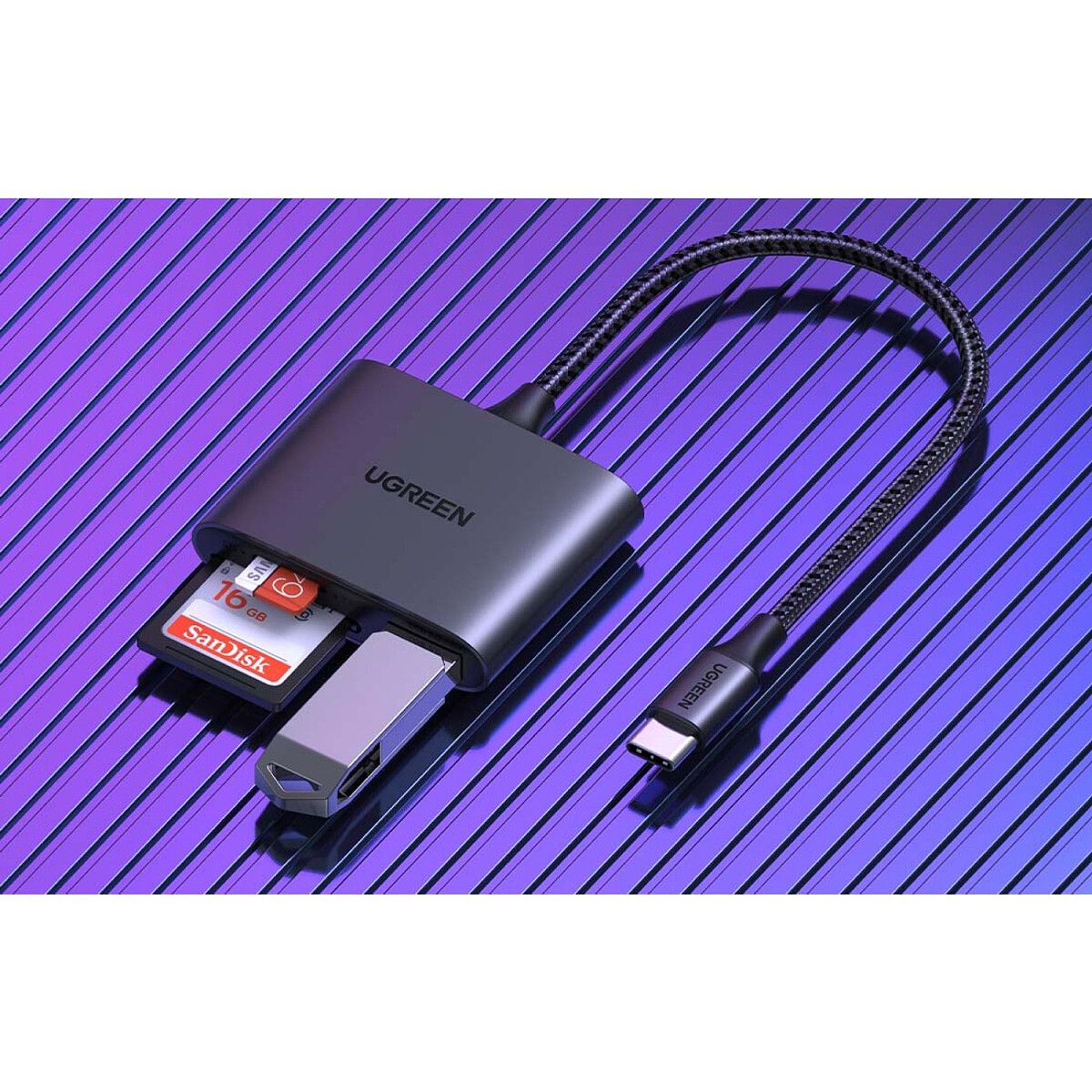 czytnik-kart-usb-ugreen-cm387-usb-c-czarny-zlacza.jpg