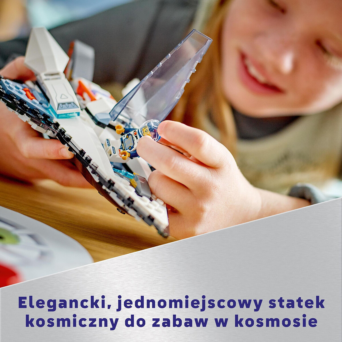 klocki-lego-city-statek-miedzygwiezdny-60430-statek.jpg