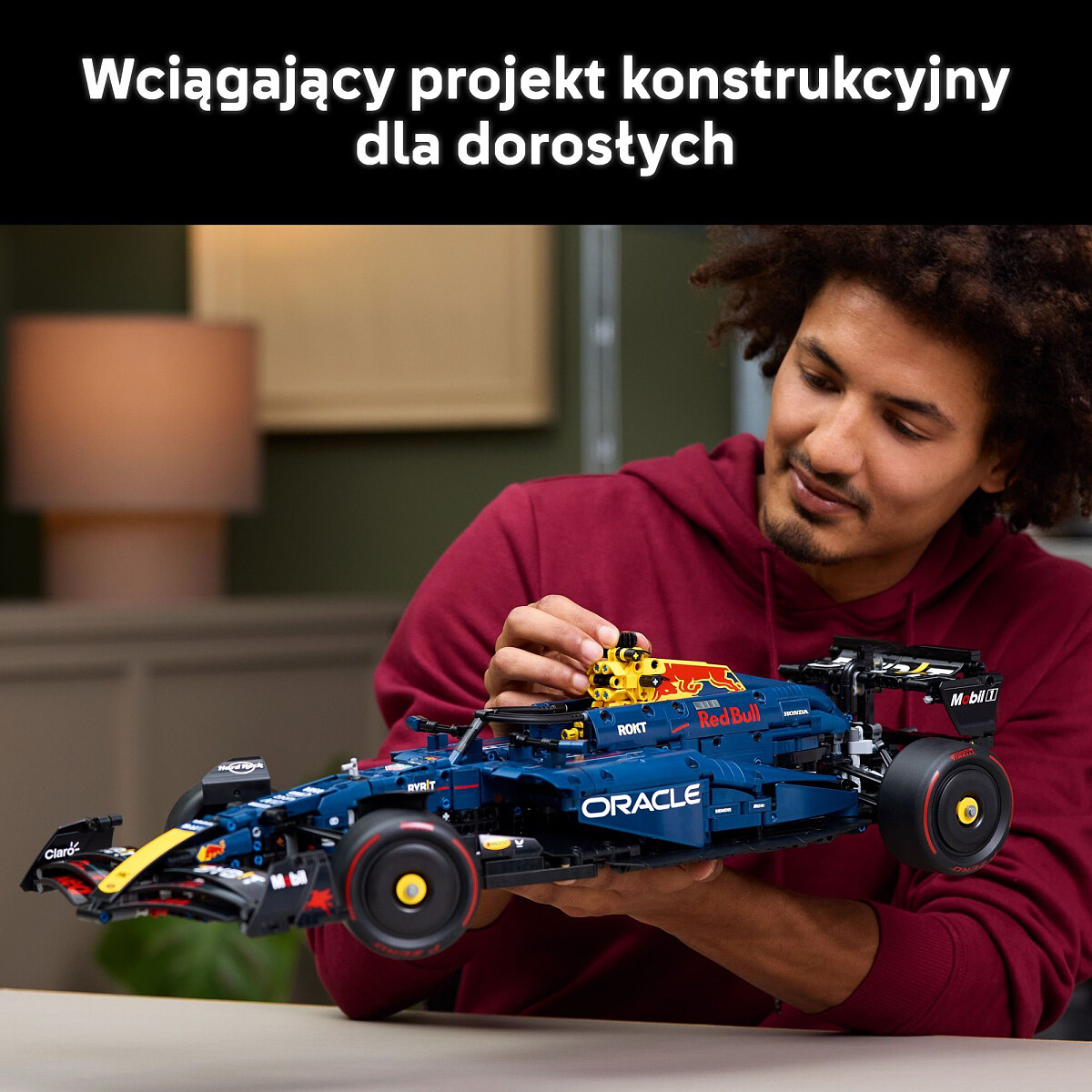 klocki-lego-technic-bolid-f1-oracle-red-bull-racing-rb20-42206-skrecanie.jpg