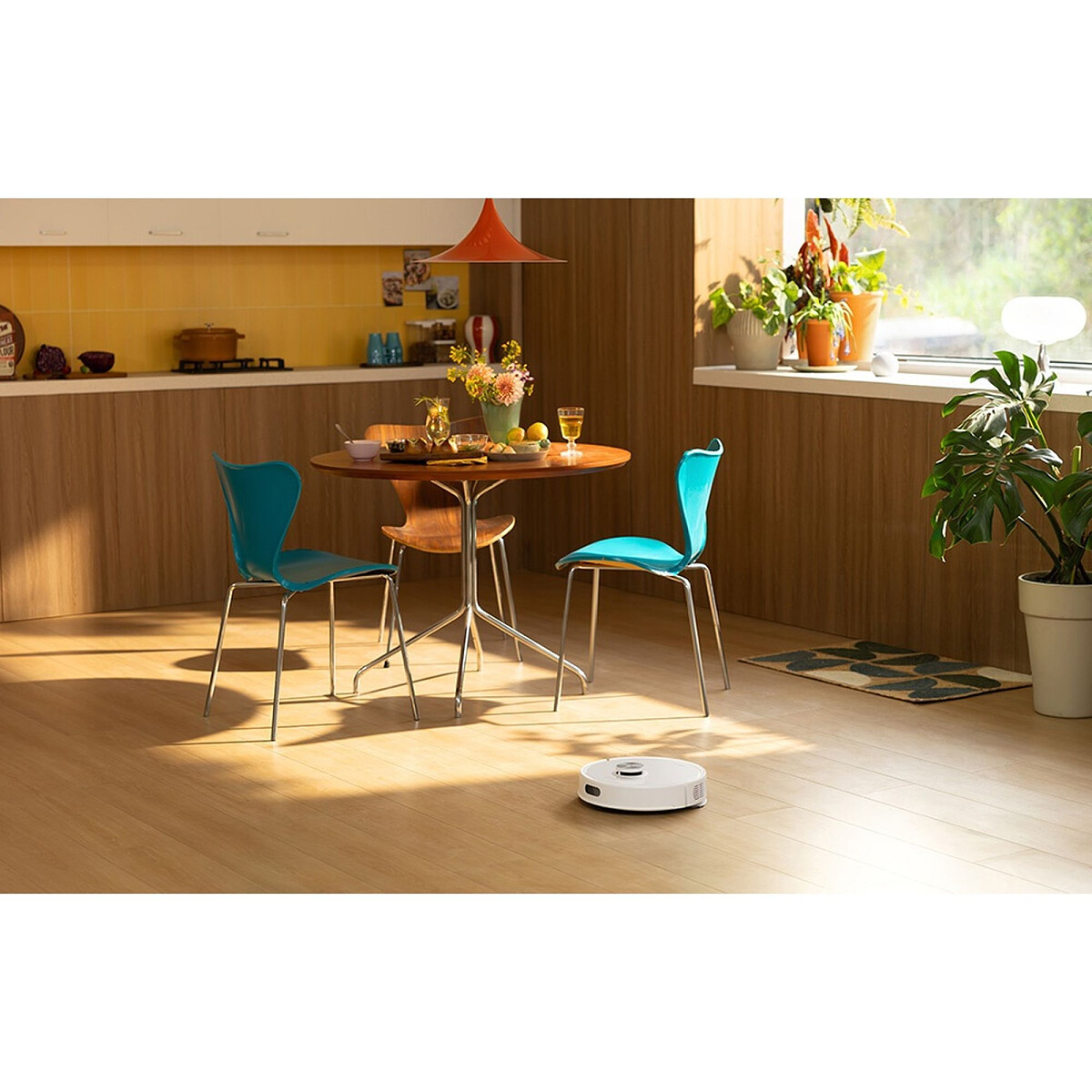 robot-sprzatajacy-roborock-q7-tf-plus-bialy-podloga.jpg