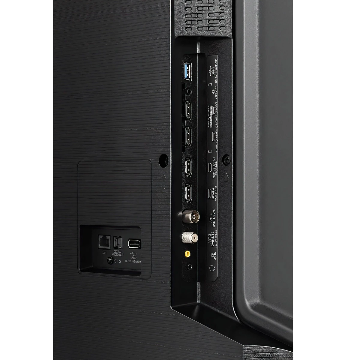 telewizor-hisense-85e7nq-pro-zlacza.jpg