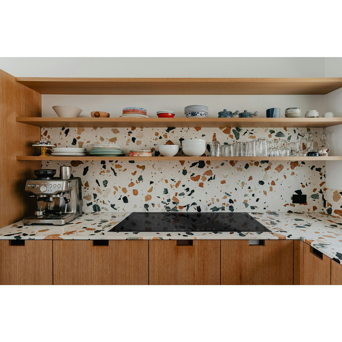 plyta-gazowo-ceramiczna-dynaxo-dynacook-x5-classic-propan-butan-w-zabudowie.jpg